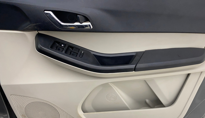 2023 Tata Tiago XZ PLUS CNG, CNG, Manual, 28,207 km, Driver Side Door Panels Control