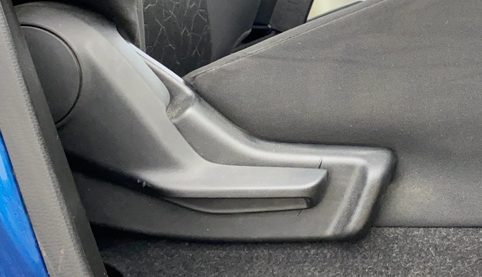 2017 Maruti IGNIS ZETA 1.2 AMT, Petrol, Automatic, 26,861 km, Driver Side Adjustment Panel