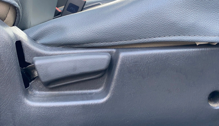 2015 Maruti Alto K10 VXI, Petrol, Manual, 47,029 km, Driver Side Adjustment Panel