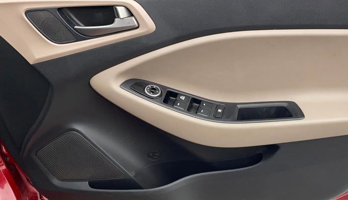 2018 Hyundai Elite i20 SPORTZ 1.2, Petrol, Manual, 50 km, Driver Side Door Panels Control