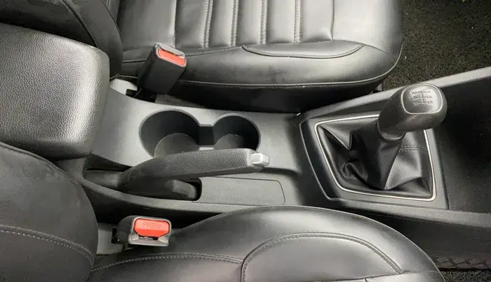 2018 Hyundai Elite i20 SPORTZ 1.2, Petrol, Manual, 50 km, Gear Lever
