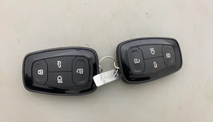 2018 Tata TIGOR XZA PETROL, Petrol, Automatic, 50 km, Key Close Up