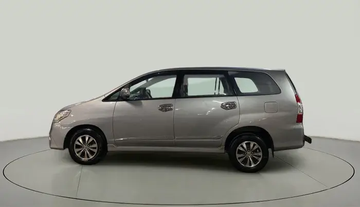 2021 Toyota Innova Crysta 2.4 VX 7 STR, Diesel, Manual, 50 km, Left Side