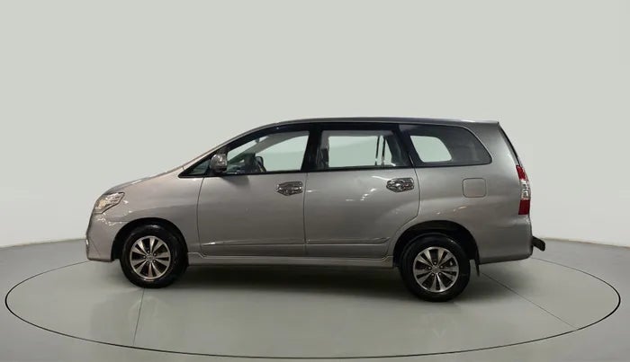 2021 Toyota Innova Crysta 2.4 VX 7 STR, Diesel, Manual, 50 km, Left Side