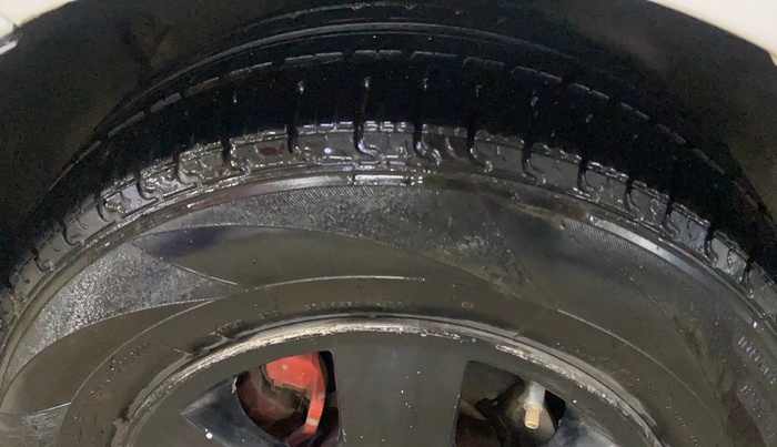 2022 Hyundai XCENT PRIME 	T+ CNG, CNG, Manual, 67,229 km, Left Front Tyre Tread