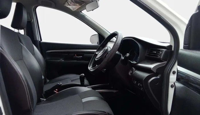 2022 Maruti XL6 ZETA MT, Petrol, Manual, 15,756 km, Right Side Front Door Cabin