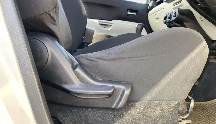 2019 Maruti IGNIS ZETA 1.2 AMT, Petrol, Automatic, 50 km, Driver Side Adjustment Panel