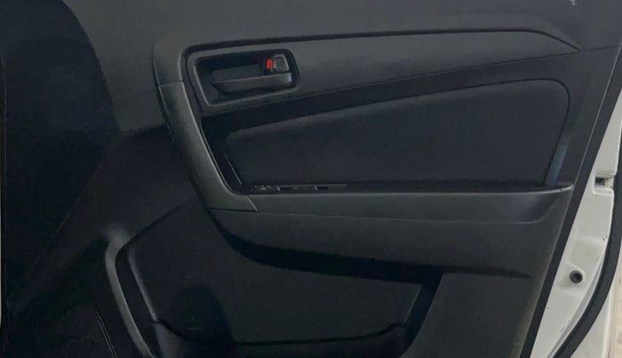 2021 Maruti Vitara Brezza VXI, Petrol, Manual, 14,160 km, Driver Side Door Panels Control