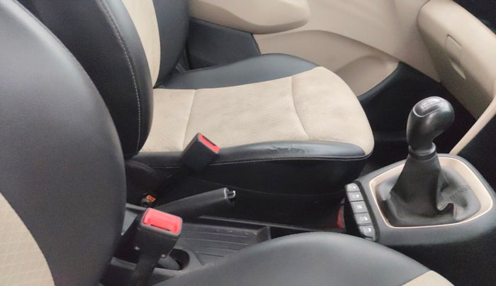 2019 Hyundai NEW SANTRO SPORTZ CNG, CNG, Manual, 1,42,730 km, Gear Lever