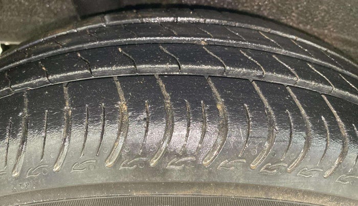 2024 Maruti WAGON R MAV VX, Petrol, Manual, 7,213 km, Right Rear Tyre Tread