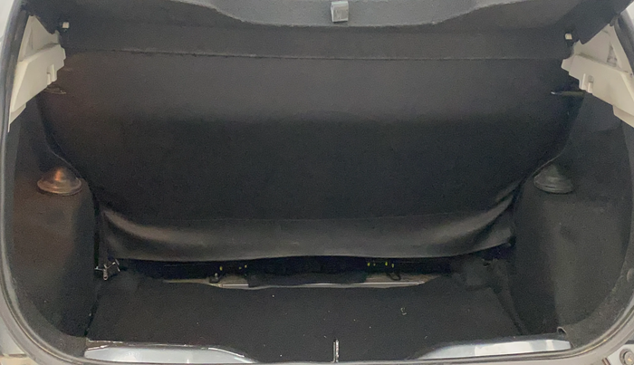 2023 Tata PUNCH ADVENTURE MT, Petrol, Manual, 34,950 km, Boot Inside