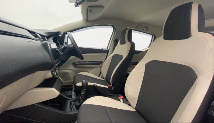 2020 Renault TRIBER RXT AMT, Petrol, Automatic, 19,978 km, Right Side Front Door Cabin