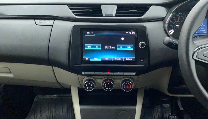 2020 Renault TRIBER RXT AMT, Petrol, Automatic, 19,978 km, Air Conditioner