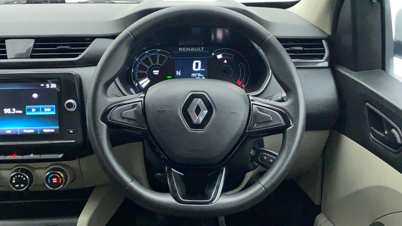 2020 Renault TRIBER RXT AMT, Petrol, Automatic, 19,978 km, Steering Wheel Close Up