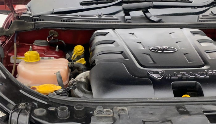 2016 Mahindra XUV500 W4, Diesel, Manual, 1,02,852 km, Engine View - Right