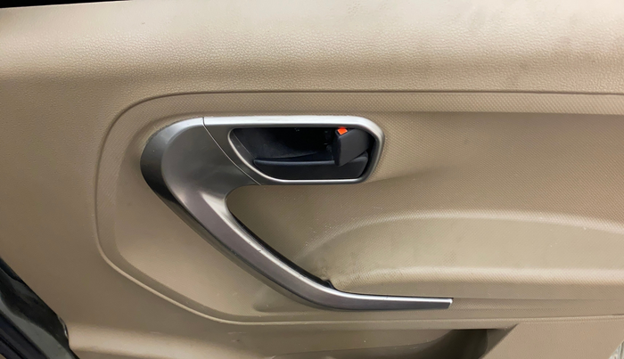 2021 Mahindra BOLERO NEO N 10, Diesel, Manual, 71,550 km, Driver Side Door Panels Control