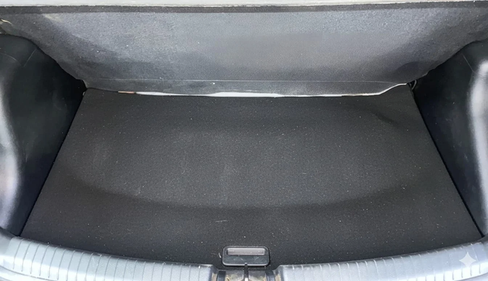 2018 Hyundai Grand i10 SPORTZ 1.2 KAPPA VTVT, Petrol, Manual, 28,992 km, Boot Inside