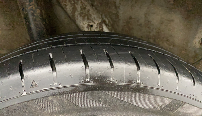 2020 Hyundai NEW SANTRO SPORTZ MT, Petrol, Manual, 81,386 km, Right Front Tyre Tread