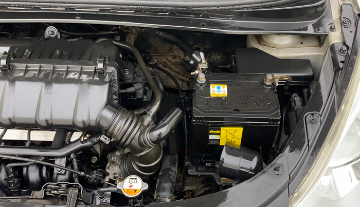 2013 Hyundai i10 SPORTZ 1.2, Petrol, Manual, 70,431 km, Engine View - Left