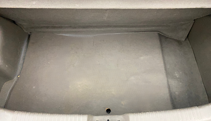 2013 Hyundai i10 SPORTZ 1.2, Petrol, Manual, 70,431 km, Boot Inside