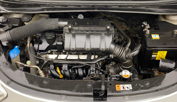 2013 Hyundai i10 SPORTZ 1.2, Petrol, Manual, 70,431 km, Engine View