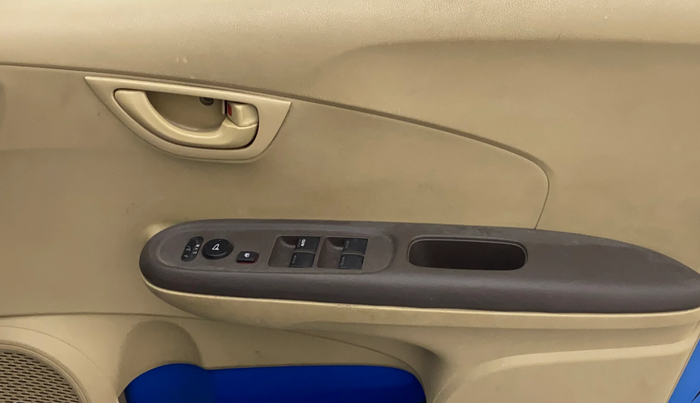 2013 Honda Brio S MT, Petrol, Manual, 54,453 km, Driver Side Door Panels Control