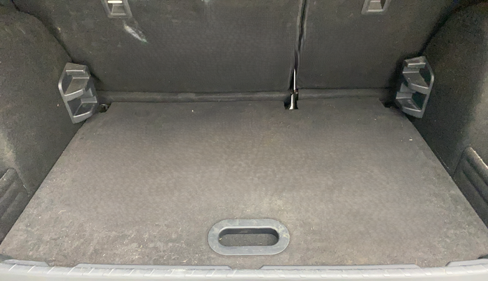 2018 Ford Ecosport TITANIUM + 1.5L DIESEL, Diesel, Manual, 1,32,410 km, Boot Inside