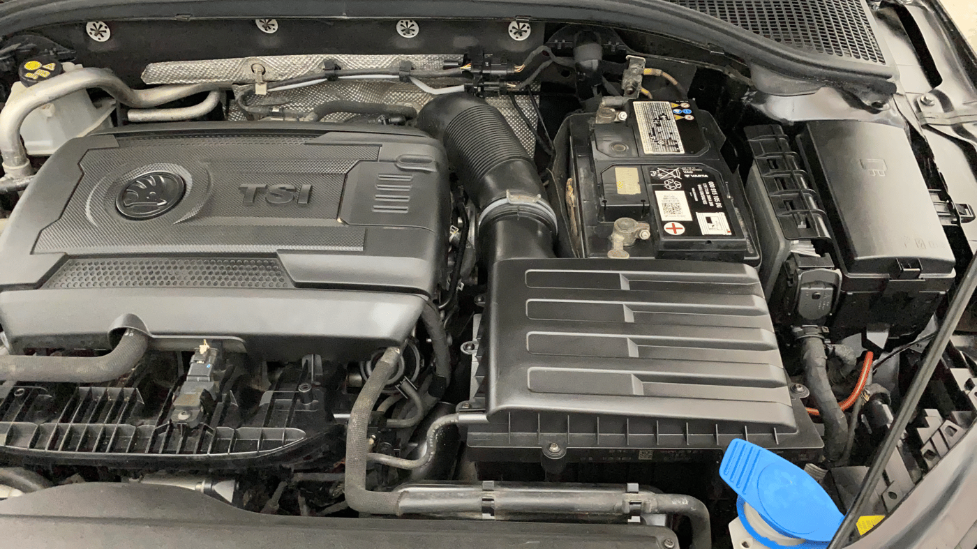 2019 Skoda Octavia L&K 1.8 TSI AT, Petrol, Automatic, 35,910 km, Engine View - Left