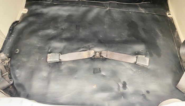 2019 Renault TRIBER RXZ, Petrol, Manual, 62,100 km, Boot Inside