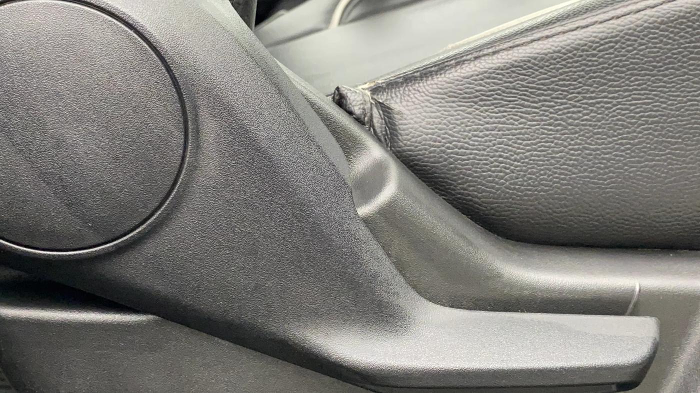 2019 Maruti IGNIS ZETA 1.2, Petrol, Manual, 38,322 km, Driver Side Adjustment Panel