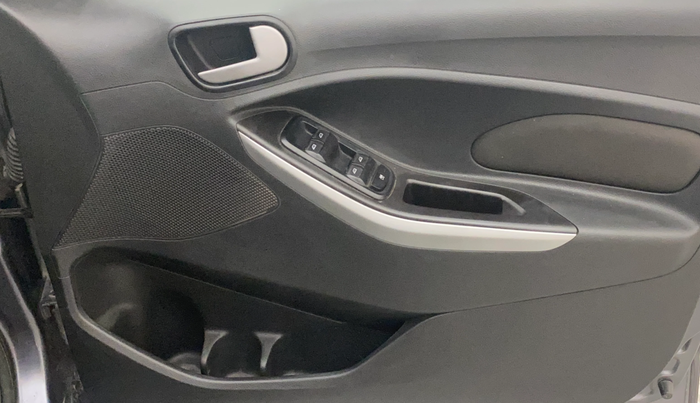 2016 Ford New Figo TITANIUM1.5 DIESEL, Diesel, Manual, 67,556 km, Driver Side Door Panels Control