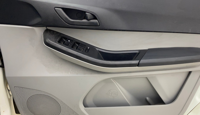 2023 Tata Tiago XT (O) PETROL, Petrol, Manual, 14,775 km, Driver Side Door Panels Control