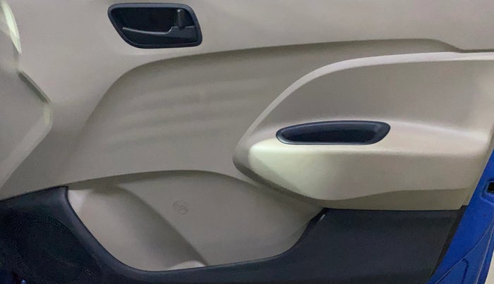 2020 Hyundai NEW SANTRO SPORTZ MT, Petrol, Manual, 7,371 km, Driver Side Door Panels Control