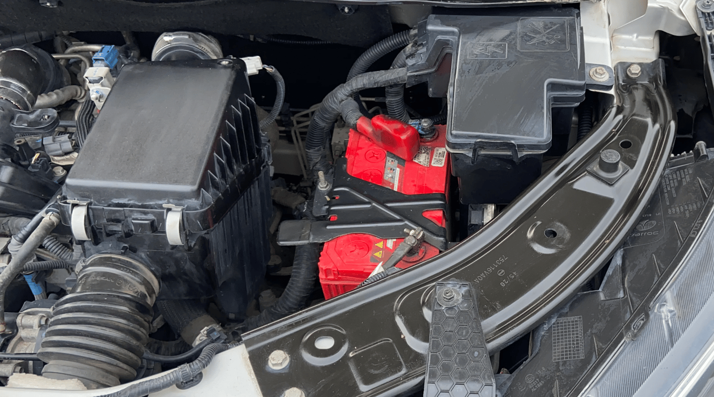 2020 Nissan MAGNITE XV PREMIUM TURBO, Petrol, Manual, 56,803 km, Engine View - Left