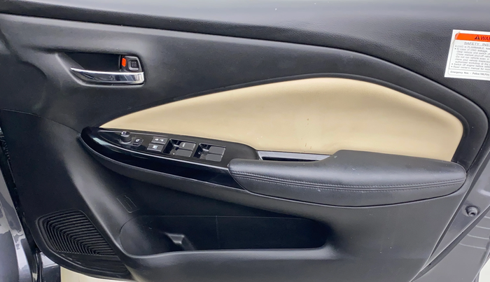 2023 Toyota Glanza G E-CNG, CNG, Manual, 30,783 km, Driver Side Door Panels Control