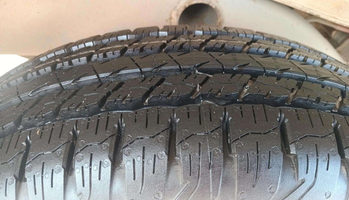 2021 Mahindra Bolero B6, Diesel, Manual, 78,566 km, Right Rear Tyre Tread