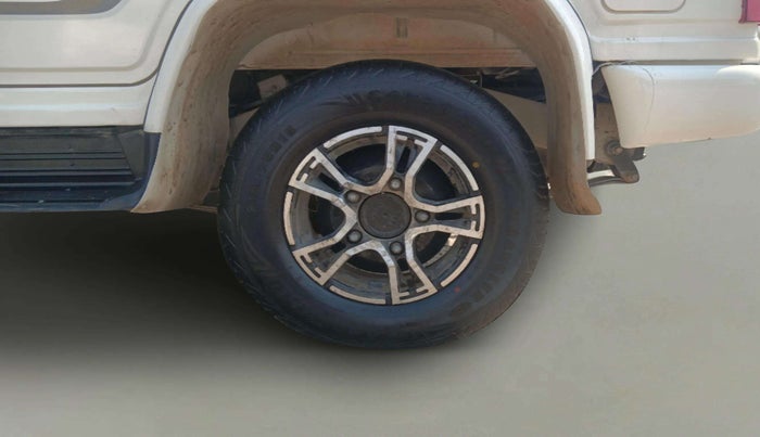 2021 Mahindra Bolero B6, Diesel, Manual, 78,566 km, Left Rear Wheel