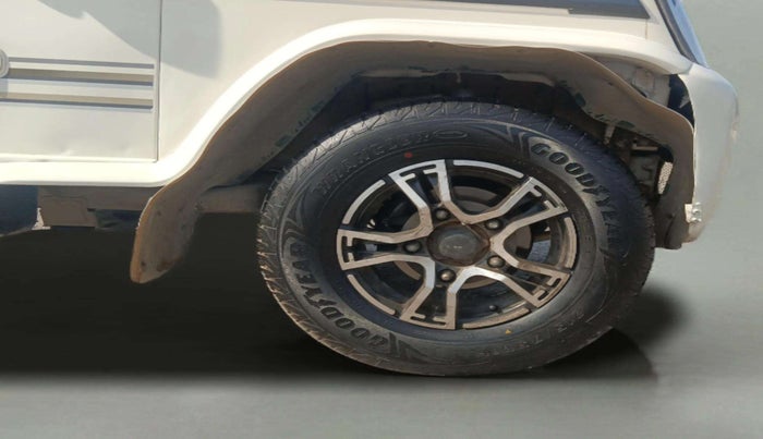 2021 Mahindra Bolero B6, Diesel, Manual, 78,566 km, Right Front Wheel