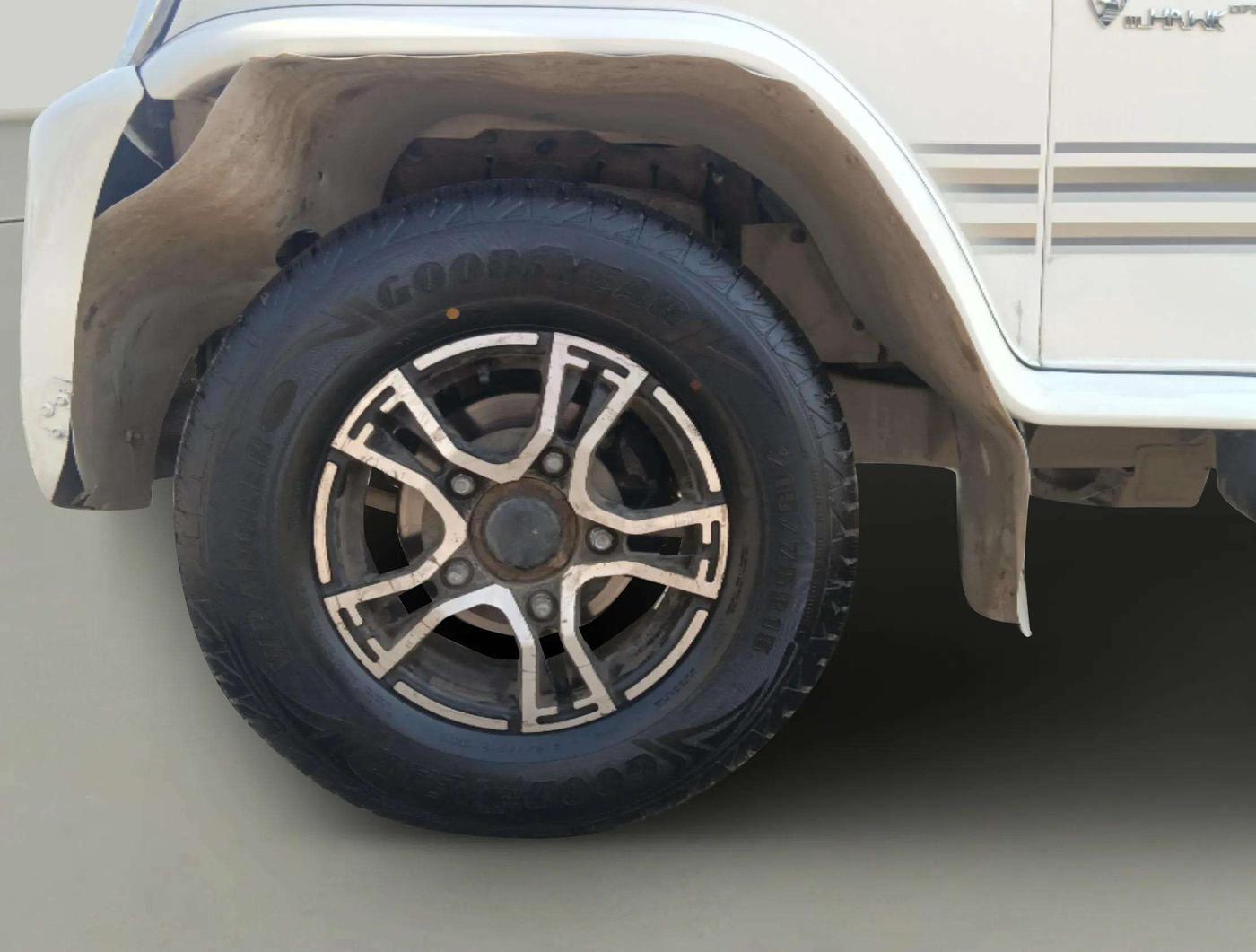 2021 Mahindra Bolero B6, Diesel, Manual, 78,566 km, Left Front Wheel