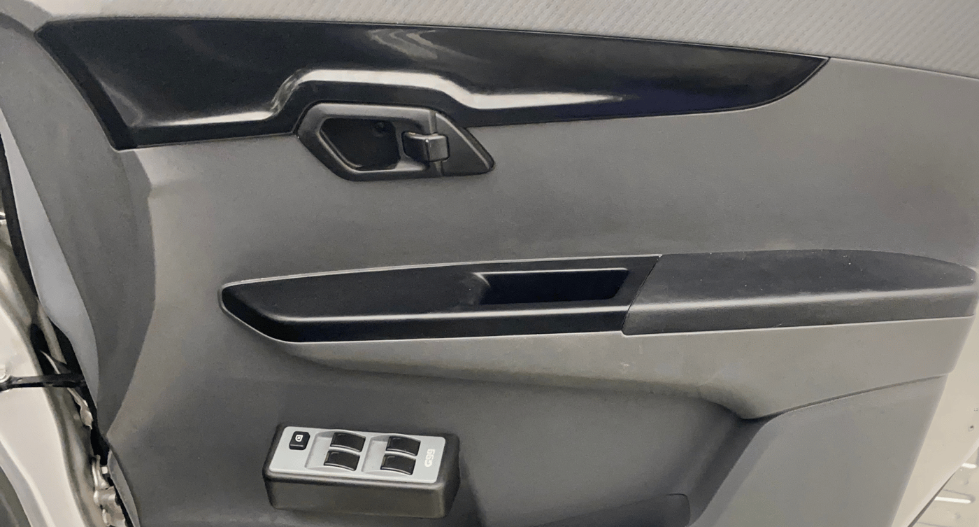2020 Mahindra KUV 100 NXT K2+ P 6 STR, Petrol, Manual, 25,706 km, Driver Side Door Panels Control
