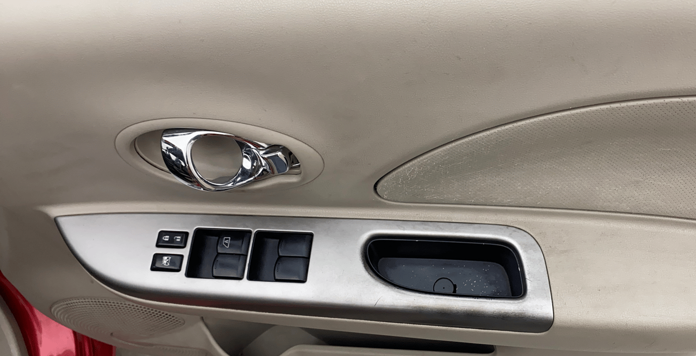 2014 Nissan Micra XV CVT, Petrol, Automatic, 94,776 km, Driver Side Door Panels Control