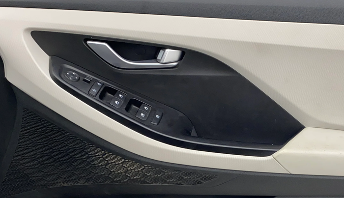 2022 Hyundai Creta S IMT 1.5 PETROL, Petrol, Manual, 48,658 km, Driver Side Door Panels Control