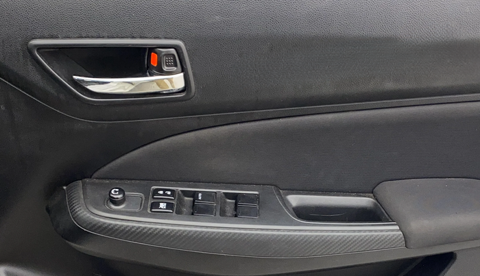 2021 Maruti Swift VXI AMT, Petrol, Automatic, 25,812 km, Driver Side Door Panels Control