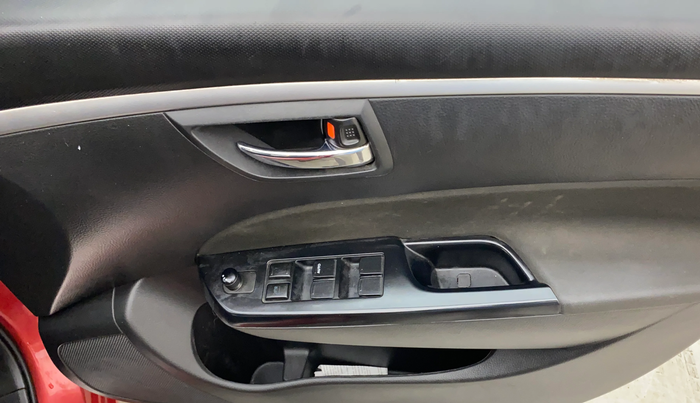 2014 Maruti Swift VXI, Petrol, Manual, 1,43,058 km, Driver Side Door Panels Control
