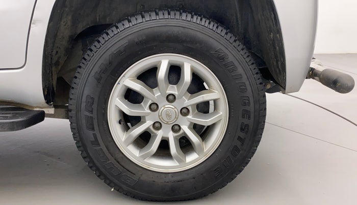 2017 Mahindra TUV300 T8 AMT, Diesel, Automatic, 67,790 km, Left Rear Wheel