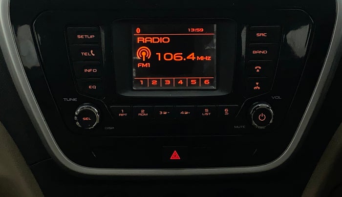 2017 Mahindra TUV300 T8 AMT, Diesel, Automatic, 67,790 km, Infotainment System