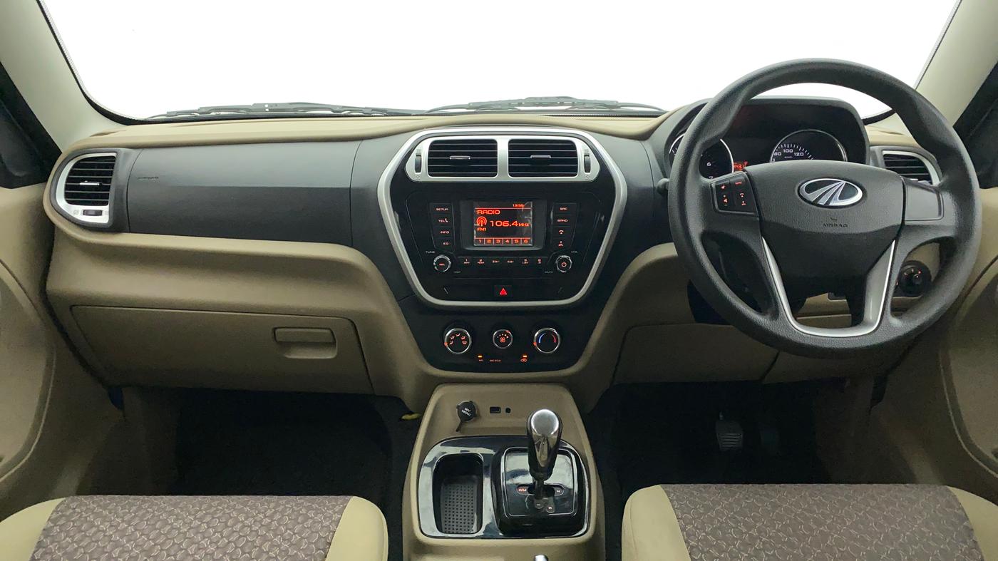 2017 Mahindra TUV300 T8 AMT, Diesel, Automatic, 67,790 km, Dashboard