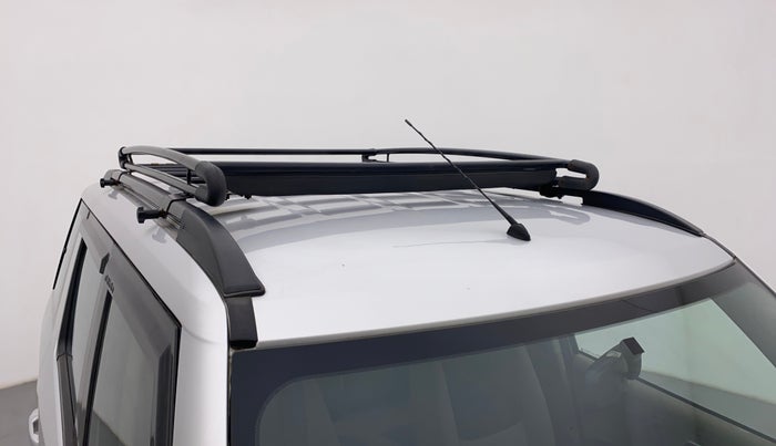 2017 Mahindra TUV300 T8 AMT, Diesel, Automatic, 67,790 km, Roof