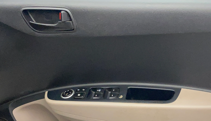 2016 Hyundai Grand i10 MAGNA 1.2 KAPPA VTVT, Petrol, Manual, 78,569 km, Driver Side Door Panels Control