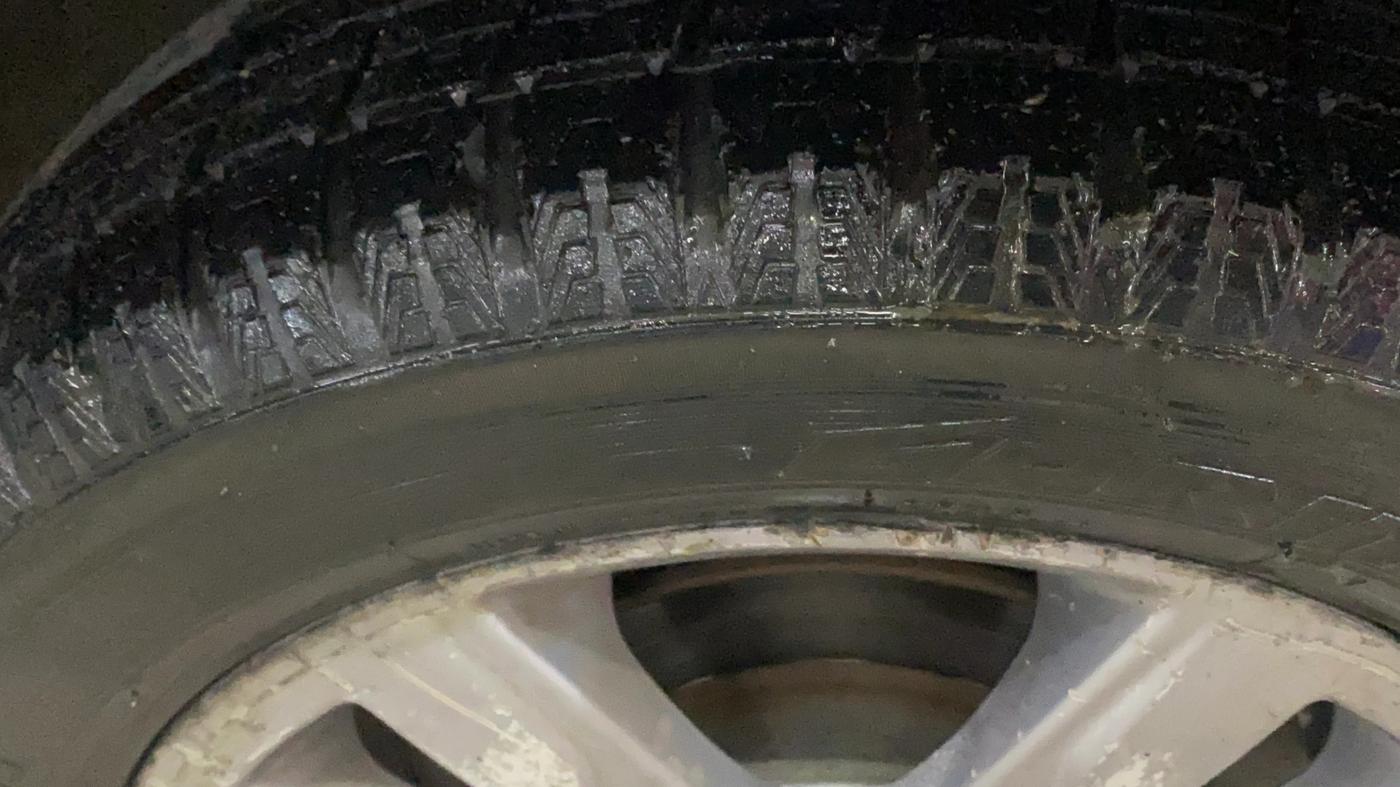 2017 Maruti Wagon R 1.0 VXI+, Petrol, Manual, 93,162 km, Right Front Tyre Tread